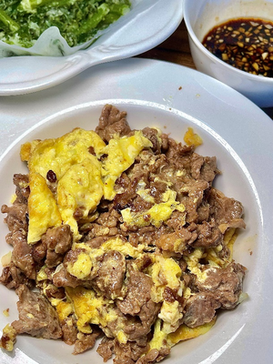 家常菜——滑蛋牛肉，嫩滑的牛肉，水润的鸡蛋，这是什么神仙料理？的做法 步骤11