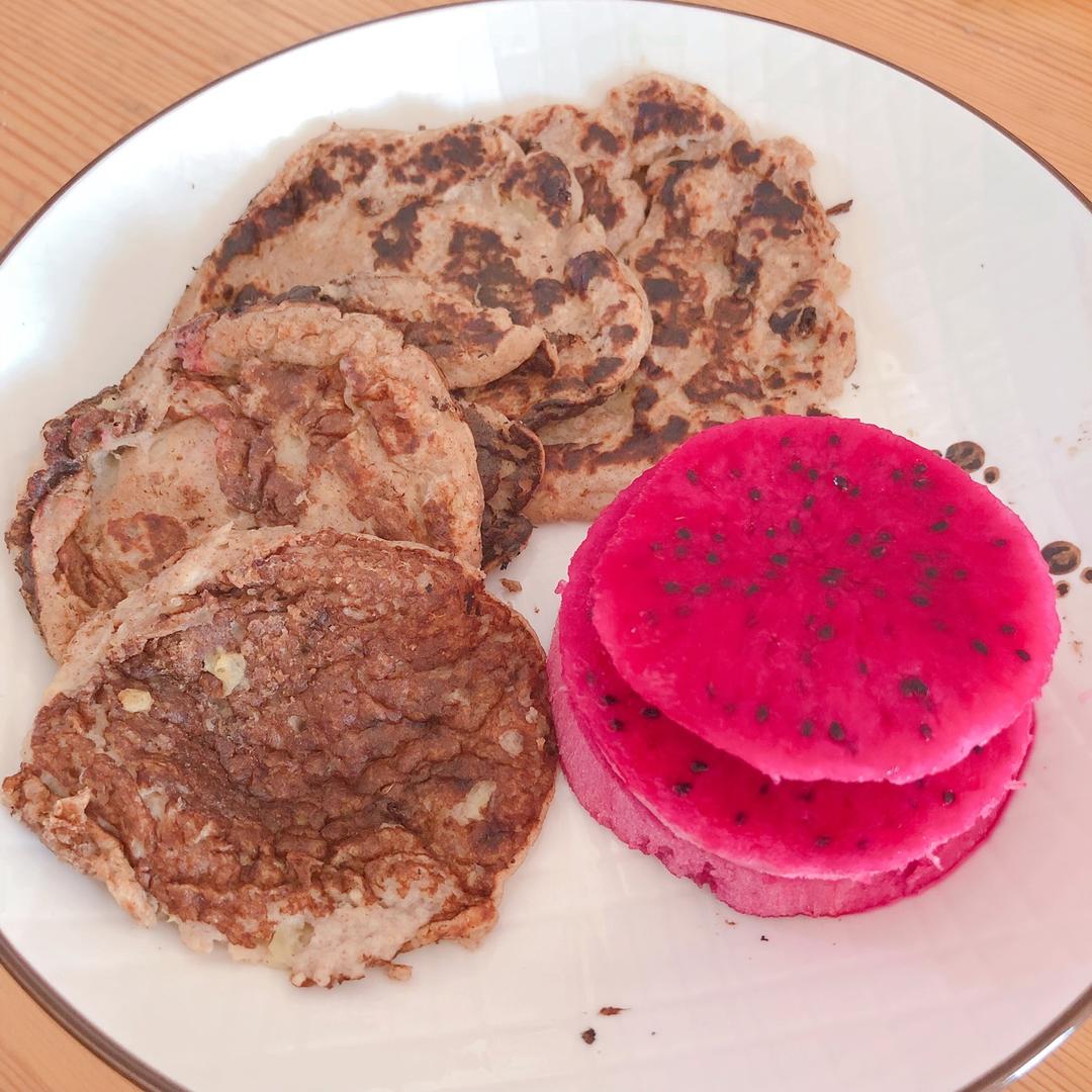 香蕉燕麦全麦松饼、华夫饼