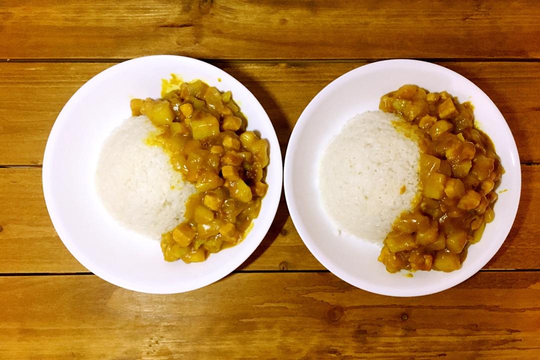 咖喱鸡肉土豆盖饭