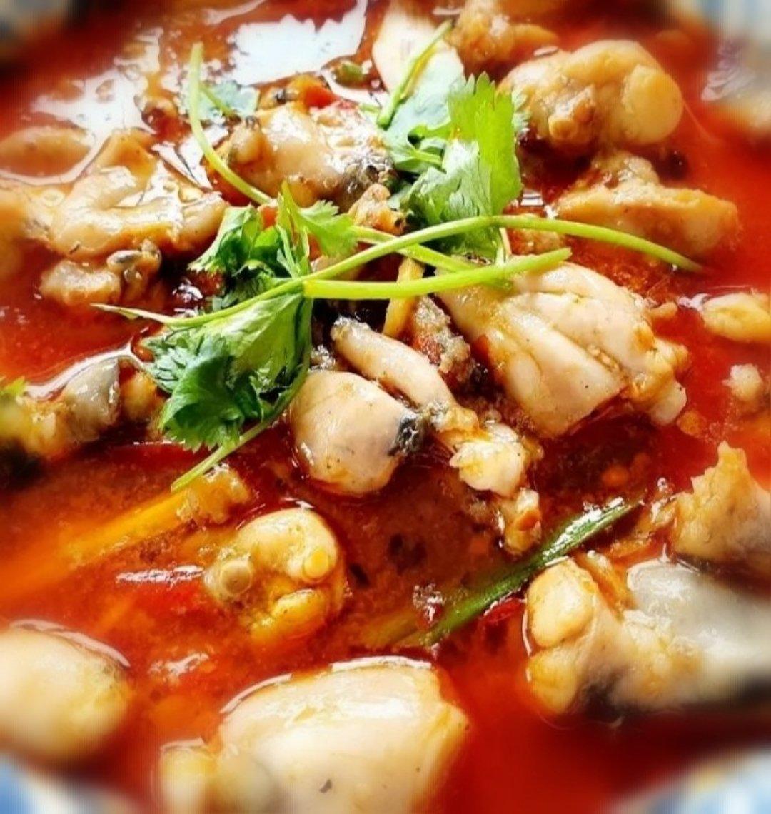 开胃补气滋补解毒男女都爱的水煮牛蛙