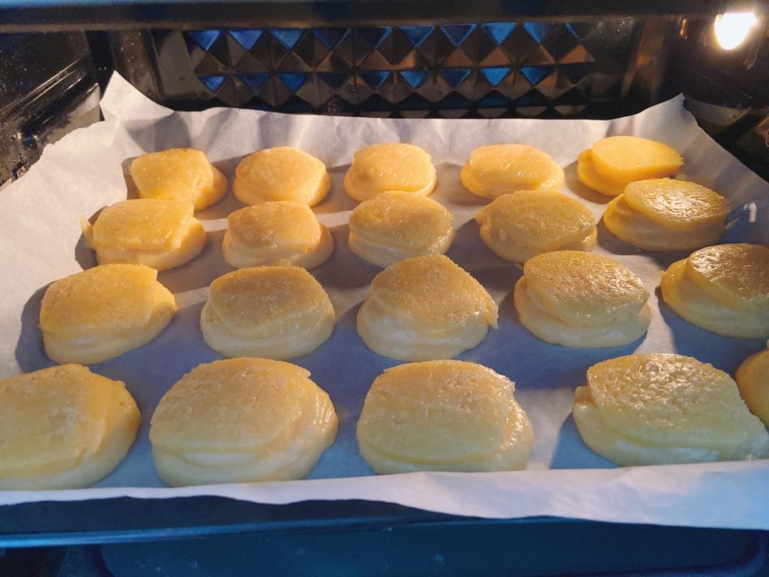 十分美味的酥皮泡芙