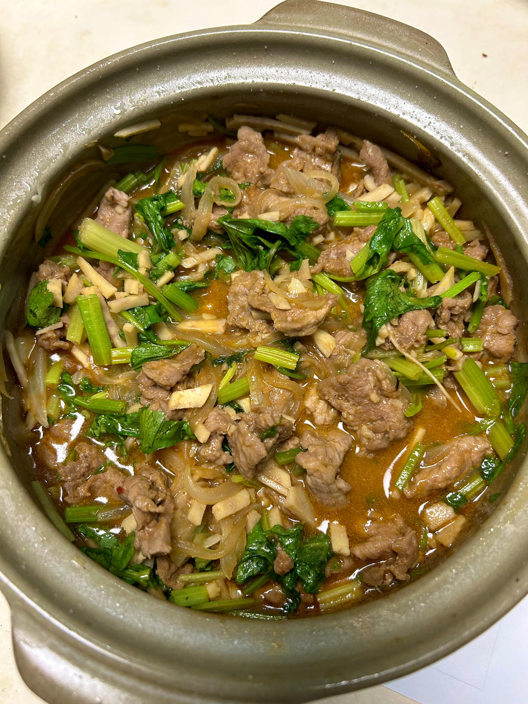 潮汕沙茶牛肉煲-嫩得吞掉舌头的快手菜