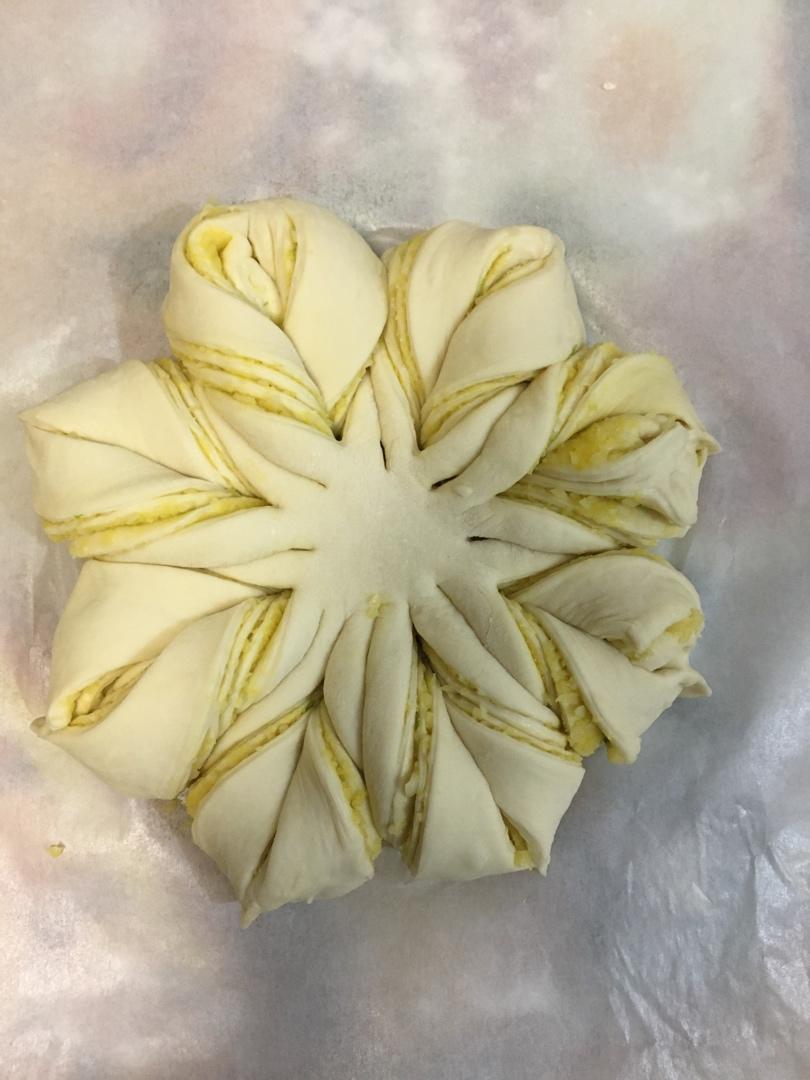 【小高姐】蒜香浓郁 造型优美 不用揉出手膜的面包