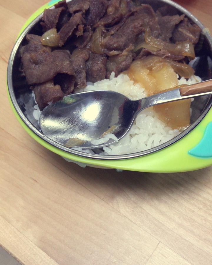 日式牛肉盖饭