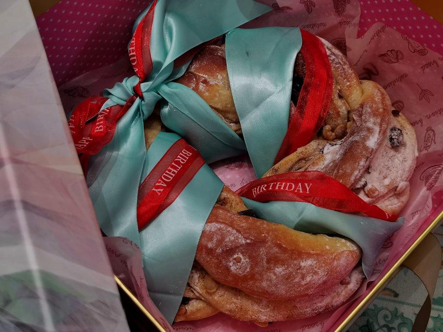 抹茶蔓越莓花环面包