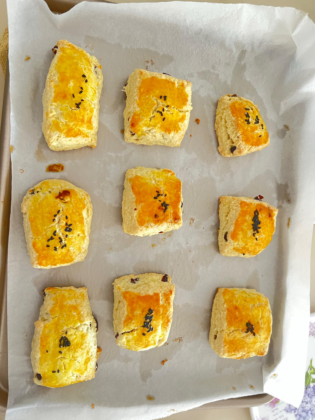 完美裂纹～百分百成功的超好吃奶香司康（禁止搬运）