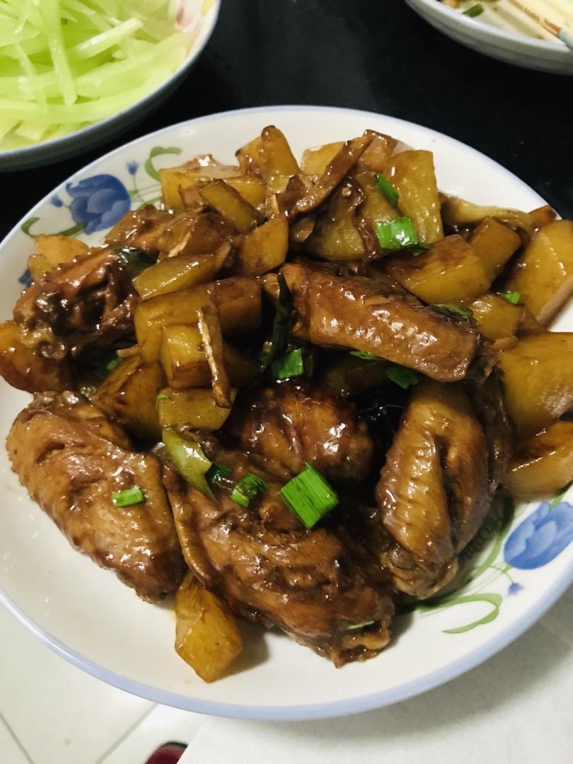 外婆教我的红烧鸡翅·连汤汁都狠好吃！！！