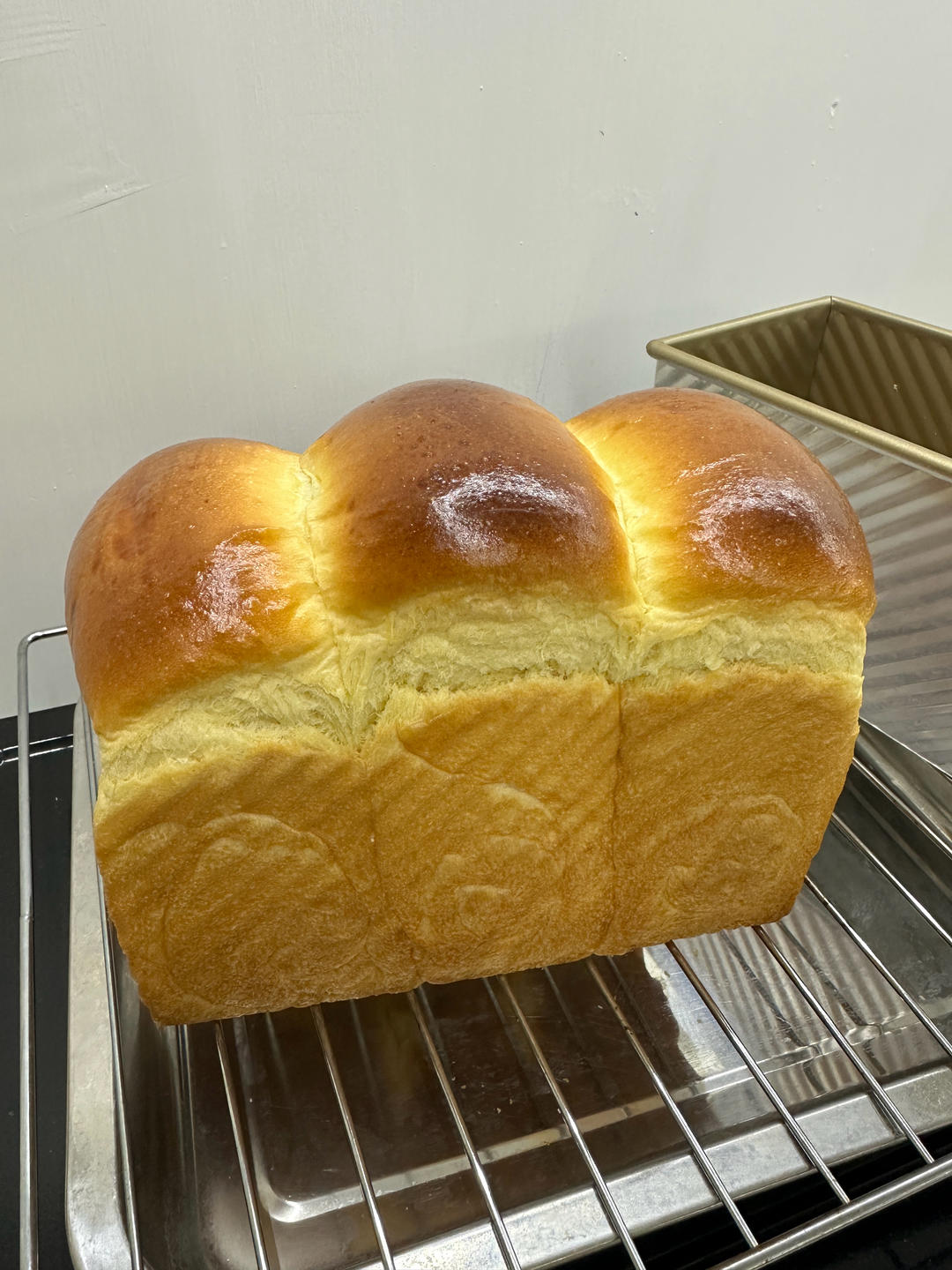 奶香纯粹的重料淡奶油吐司