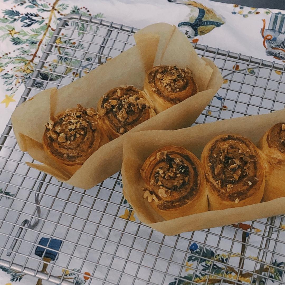 南瓜肉桂卷 Pumpkin Cinnamon Rolls