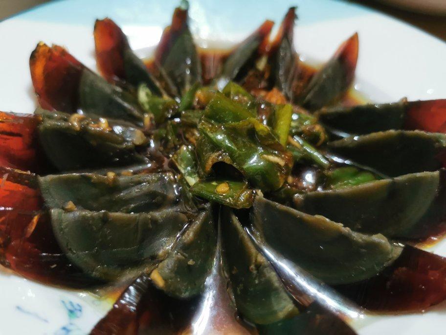 10分钟搞定椒烧皮蛋