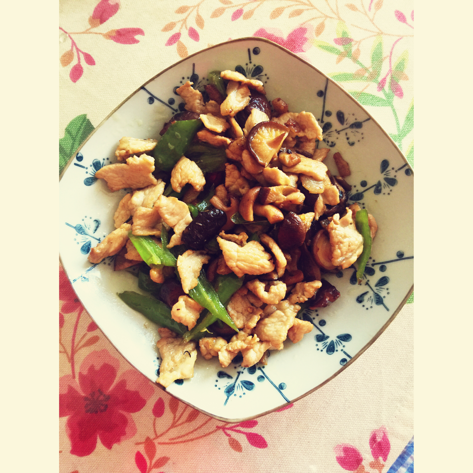 香菇炒肉