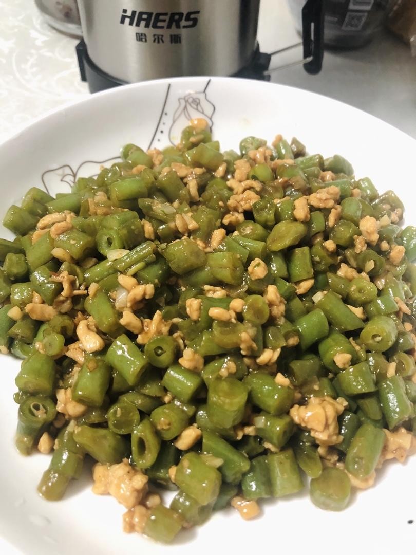 肉沫豆角下饭菜