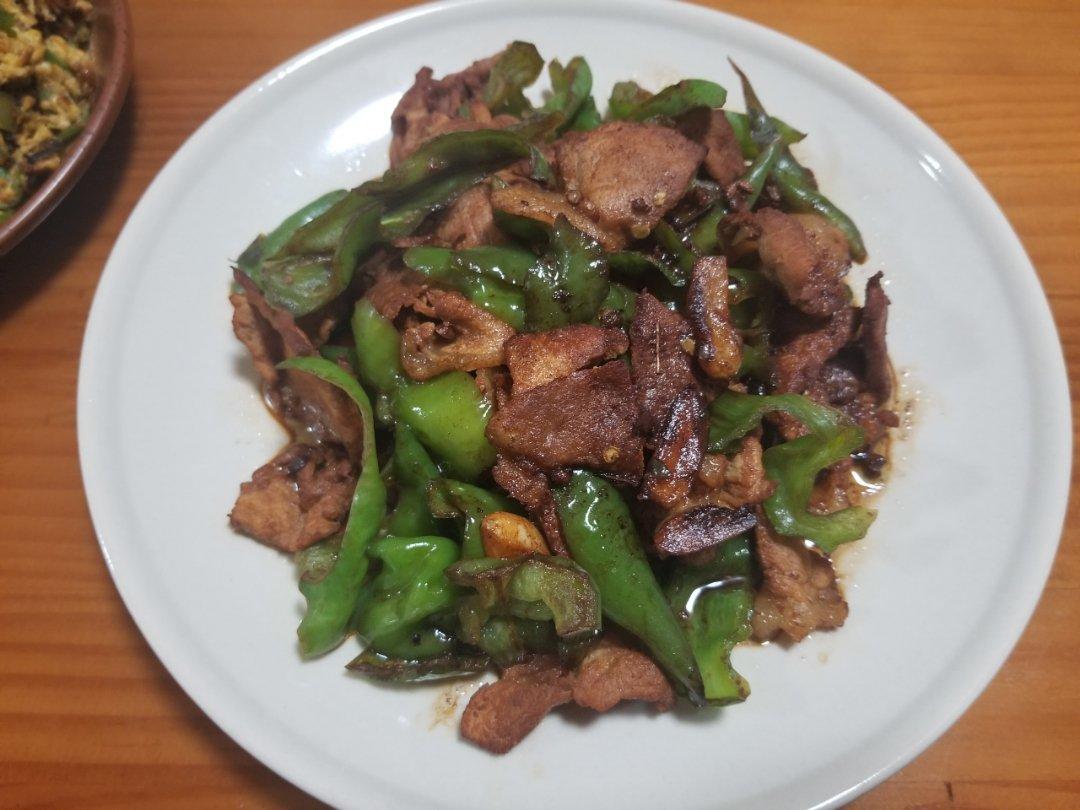 农家小炒肉【记忆中勾魂的油汤】