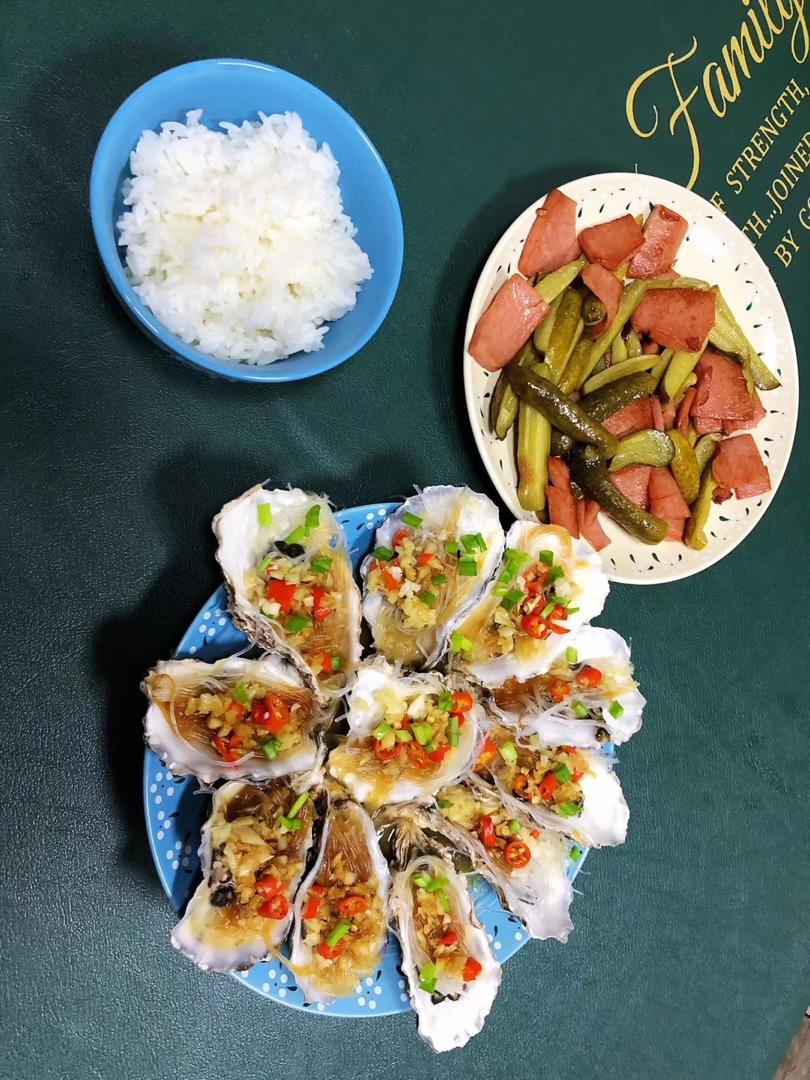超简单的蒜蓉粉丝生蚝