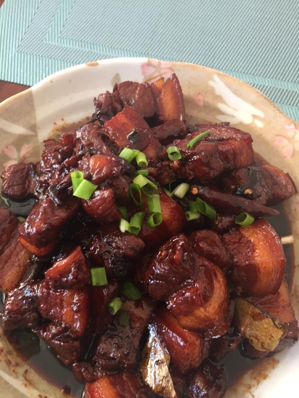 不焯水不放油的家常红烧肉