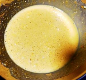 咸蛋黄流心绿豆糕的做法 步骤6