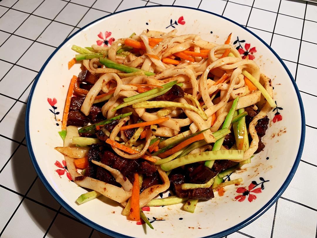 小叶子穿花裤的日常