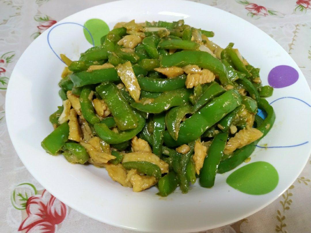 嫩滑不柴——辣椒炒鸡胸肉