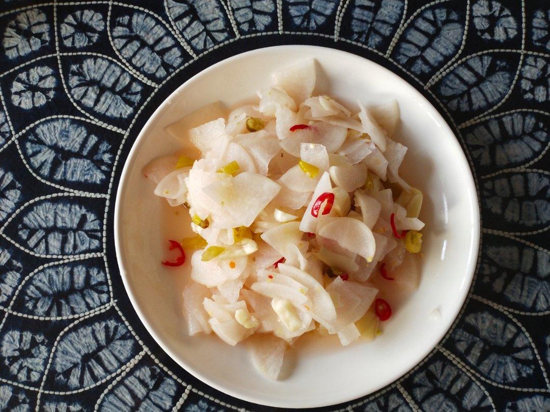 厨师长教你：“爽口萝卜片”的家常做法，天气炎热开胃下饭的良品！