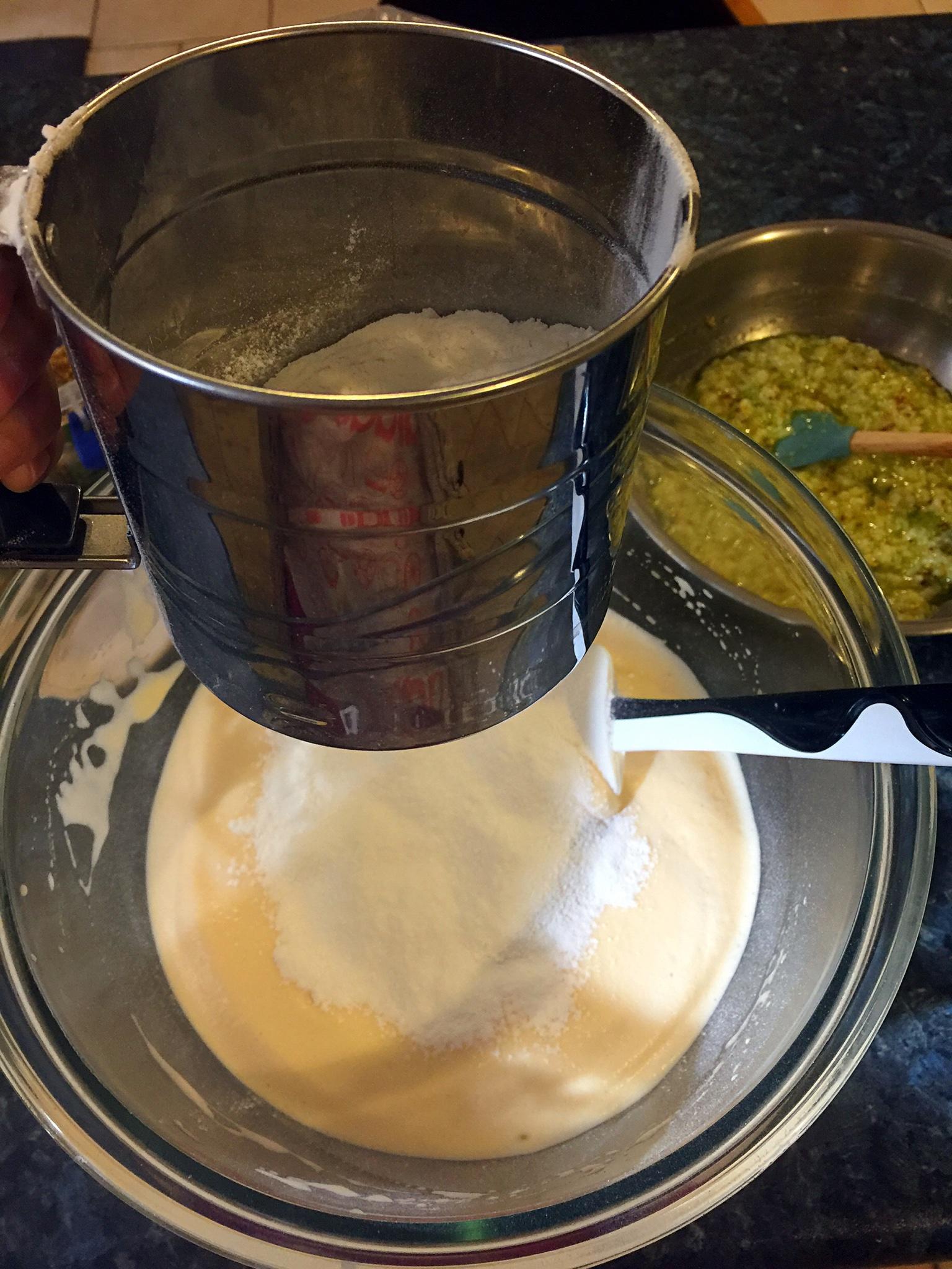 酒酿糯米蛋糕（桂花椰香口味）的做法 步骤6