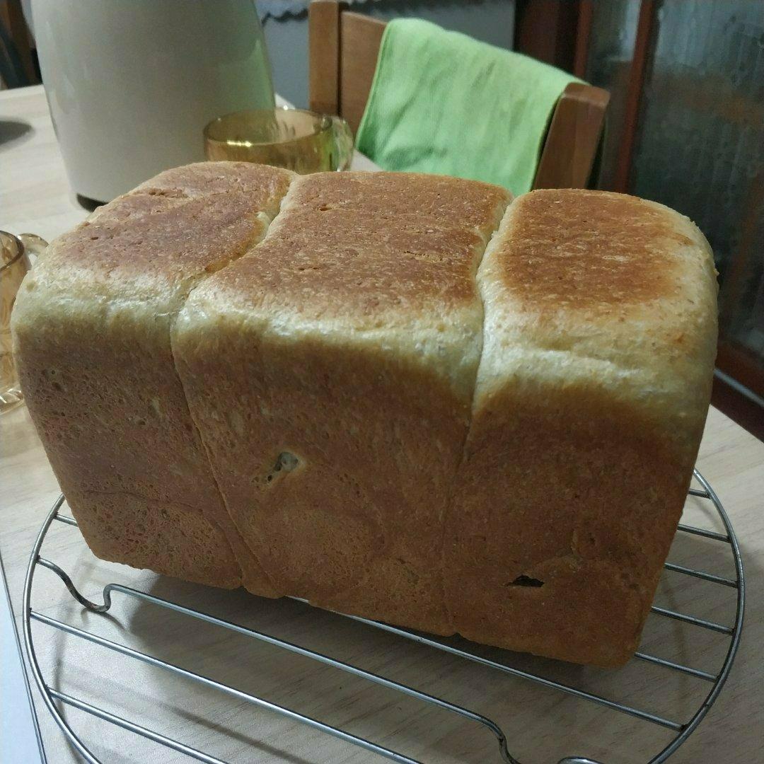 全家都爱吃的健康全麦吐司，新手也能做