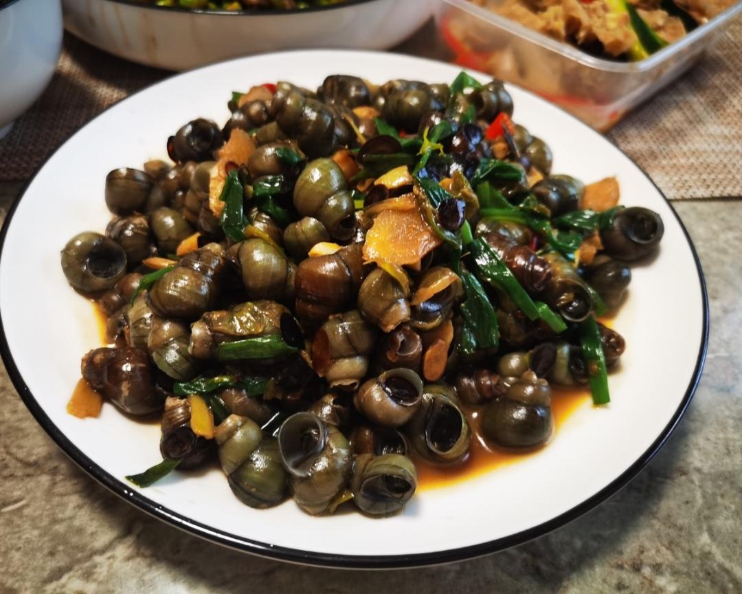 秒杀大排档的爆炒螺蛳