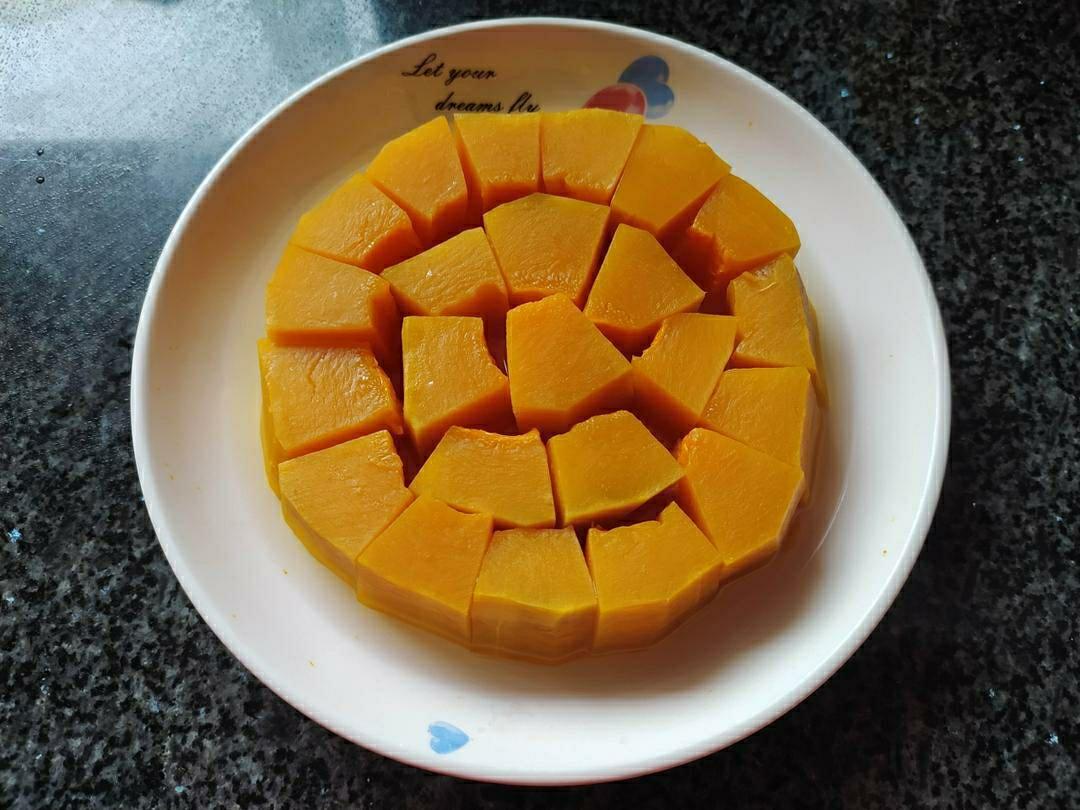 [家常菜]南瓜馒头(附送南瓜的功效与吃法)