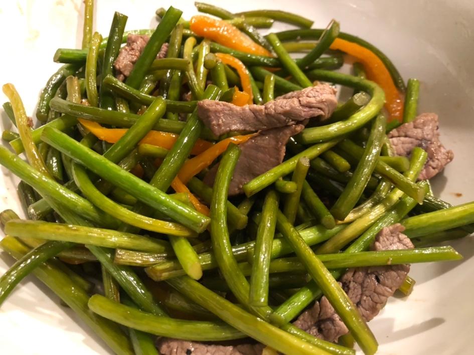 家常菜：蒜苔炒牛肉
