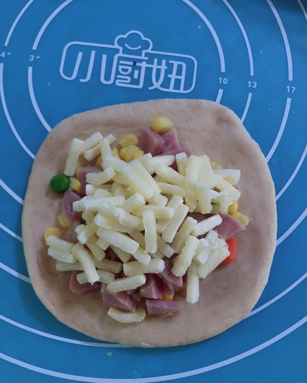 咸香的玉米毛豆软欧包