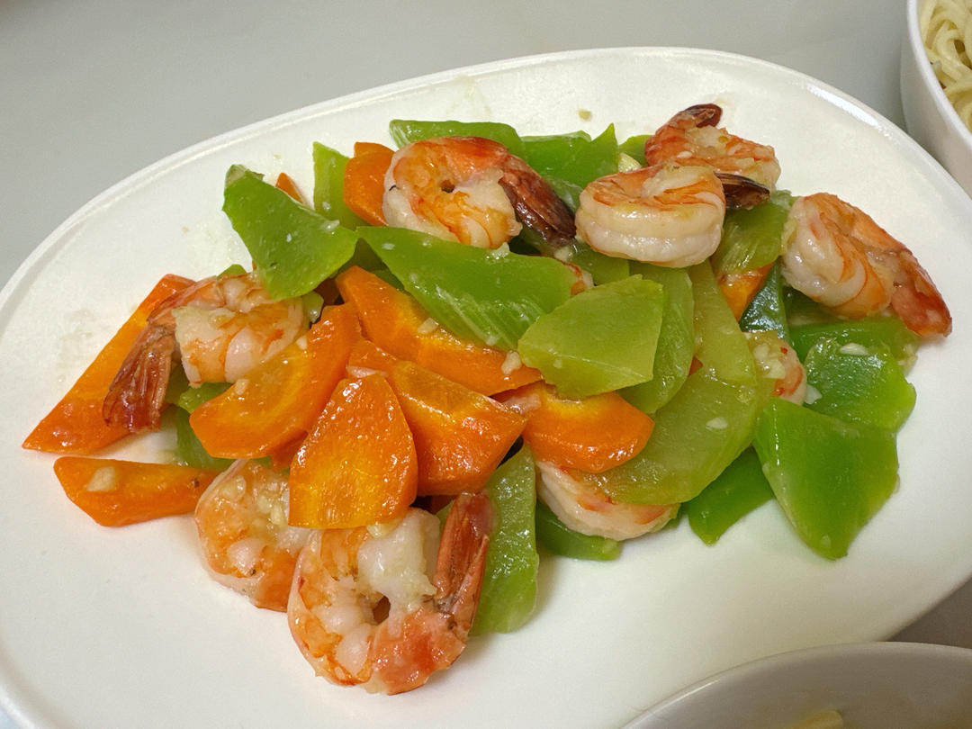 [孕妇食谱]莴笋炒虾仁