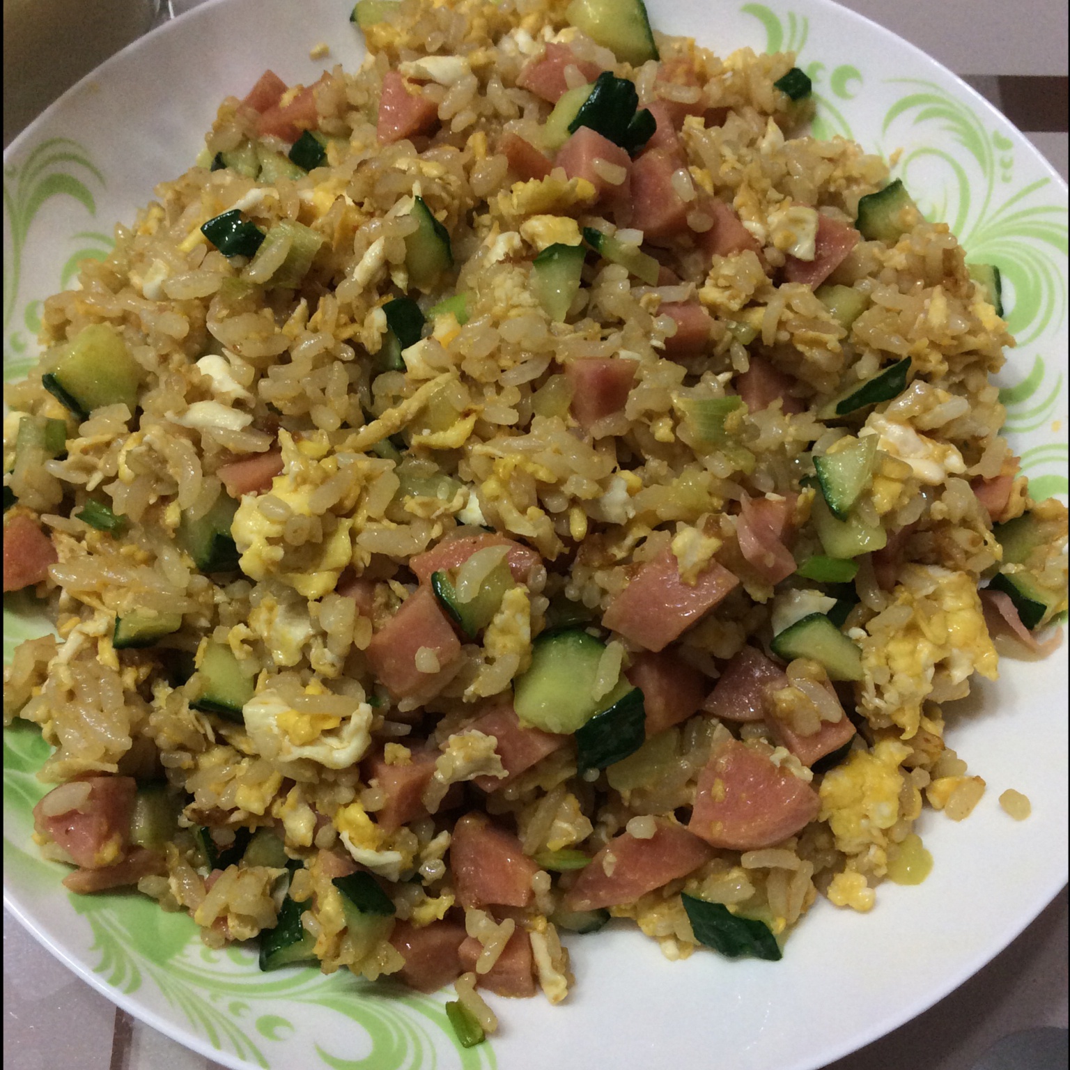 鸡蛋火腿酱油炒饭