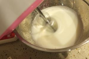 低卡快手酸奶CAKe的做法 步骤3