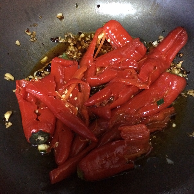 蒜蓉红辣椒的做法 步骤4