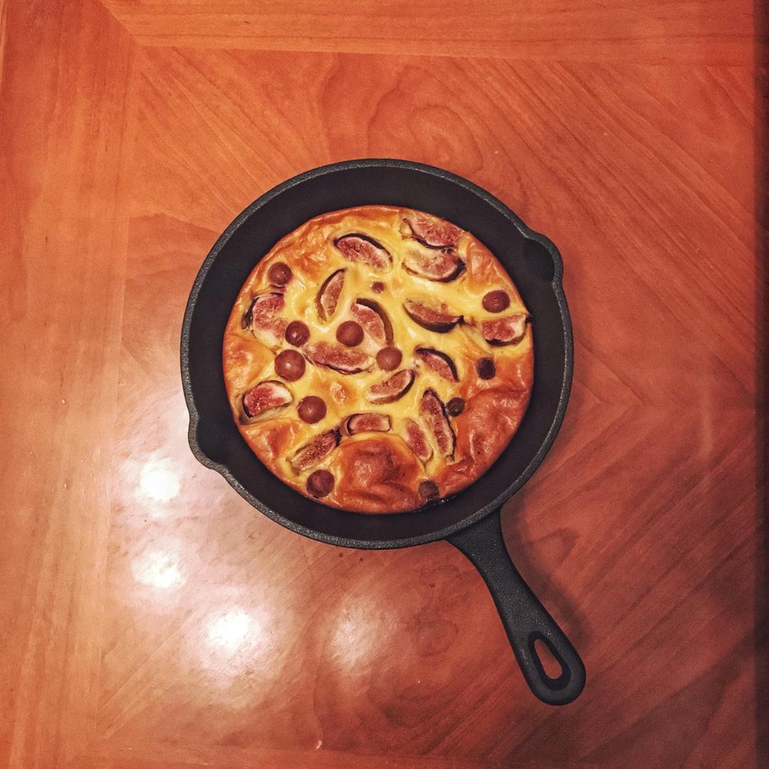 无花果克拉夫缇clafoutis