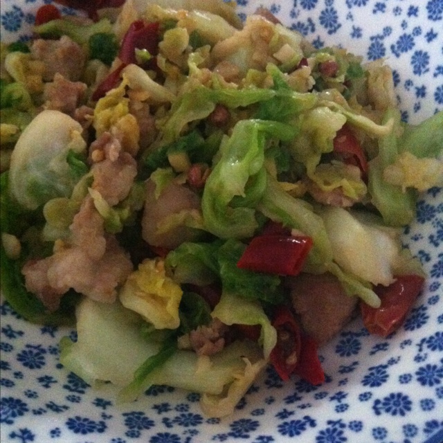 阿婆手撕包菜