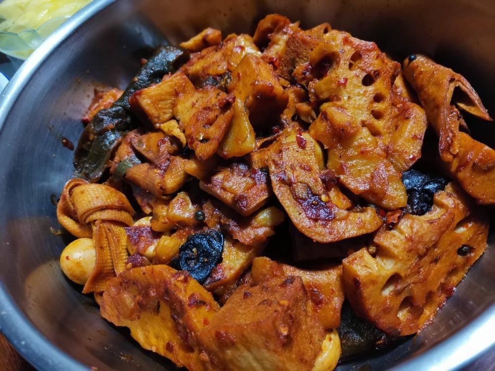 绝味麻辣藕片海带（可以卤所有绝味素菜，腐竹、豆干、毛豆、猪肝等等）