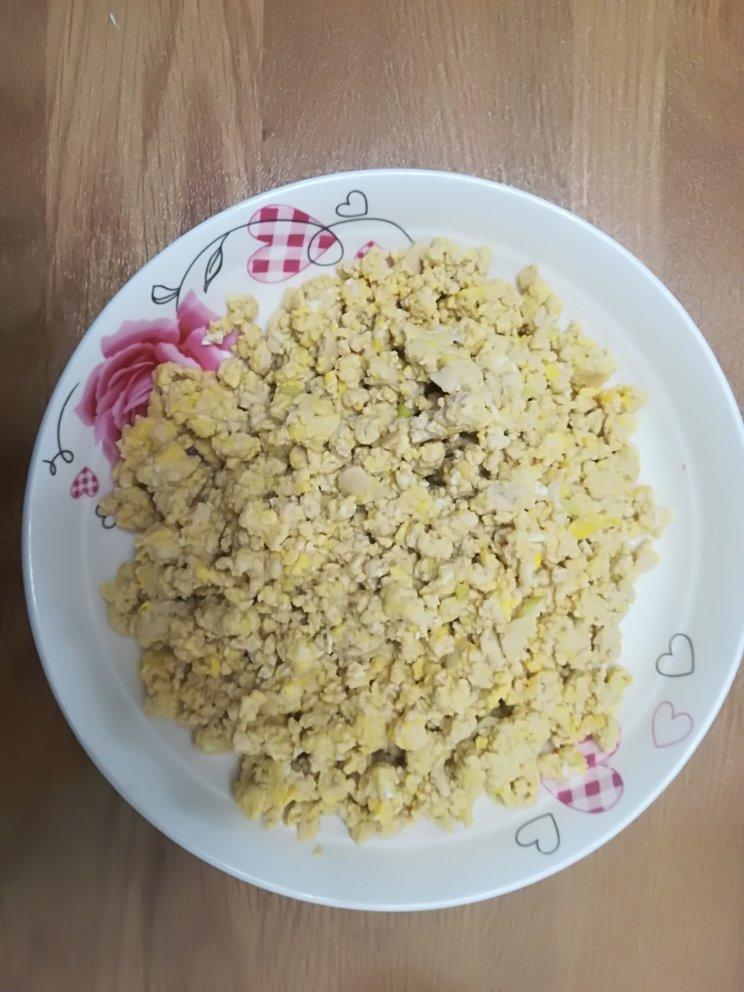 鸡刨豆腐(鸡蛋炒豆腐)