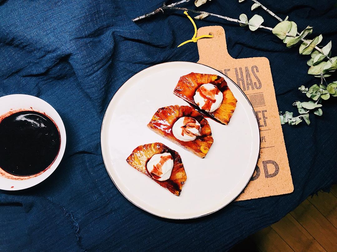 肉桂酒香煎凤梨