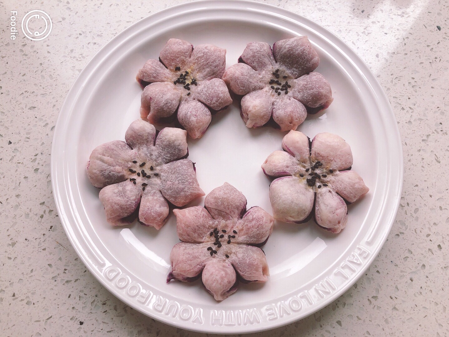 紫薯馅的梅花酥