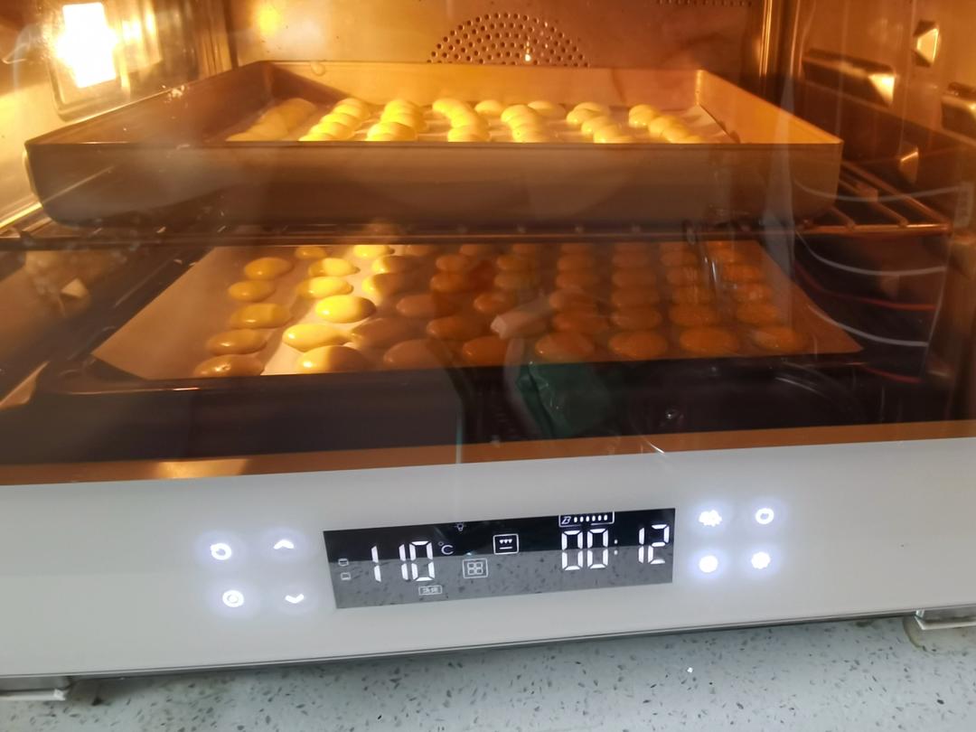 入口即化的蛋黄小饼干