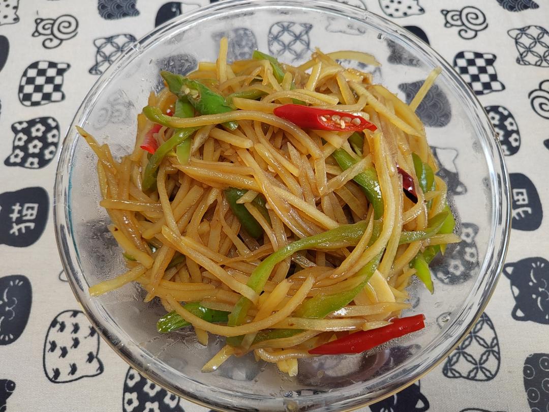 酸辣土豆丝（超级下饭）