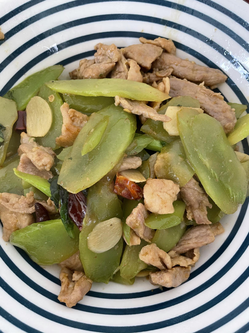 莴笋炒肉