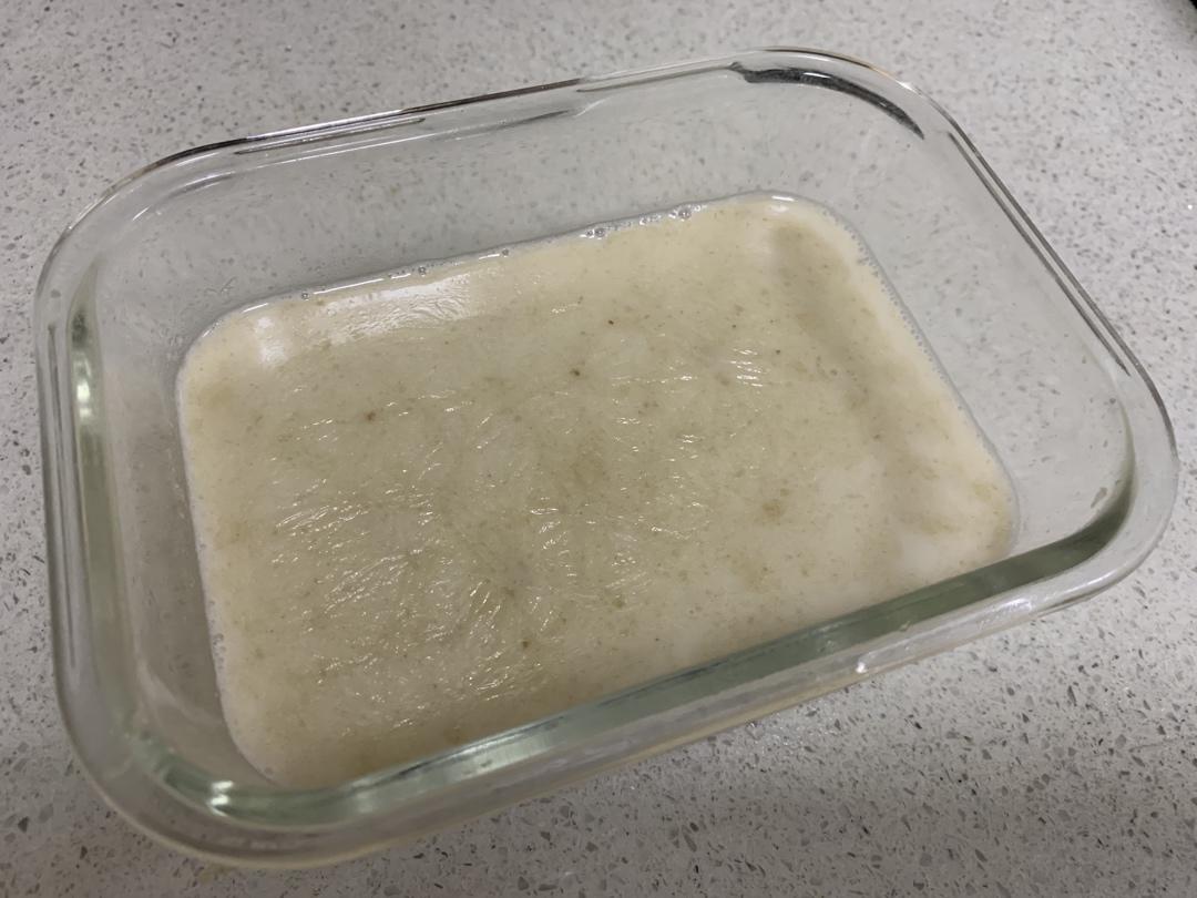 熬制肉皮冻---为小笼包做准备