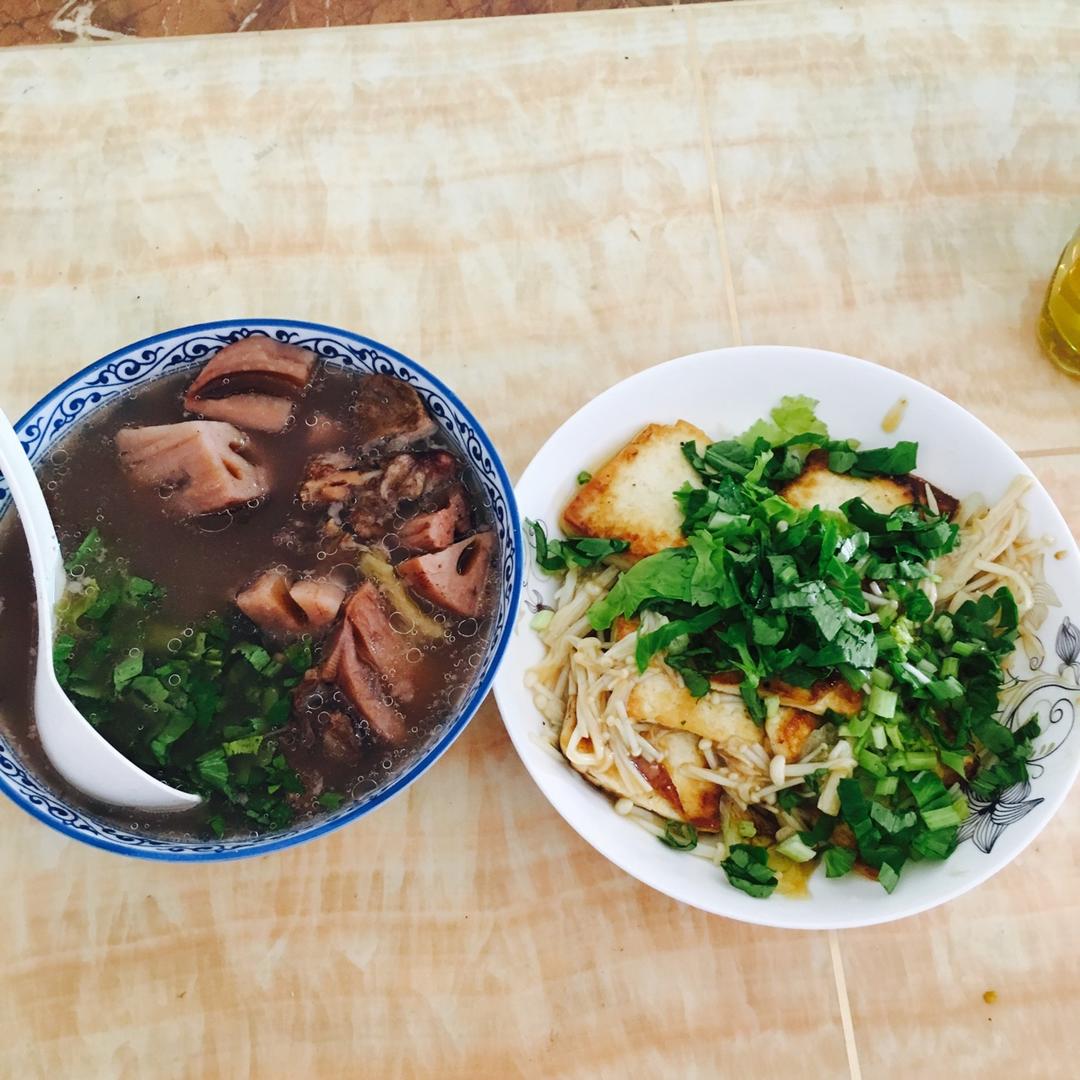 排骨莲藕汤