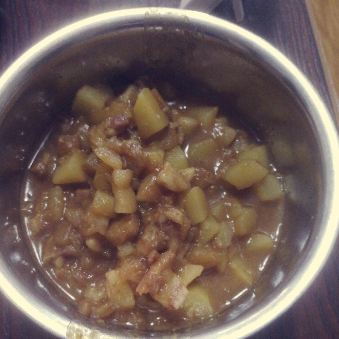 土豆炖茄子(东北菜)