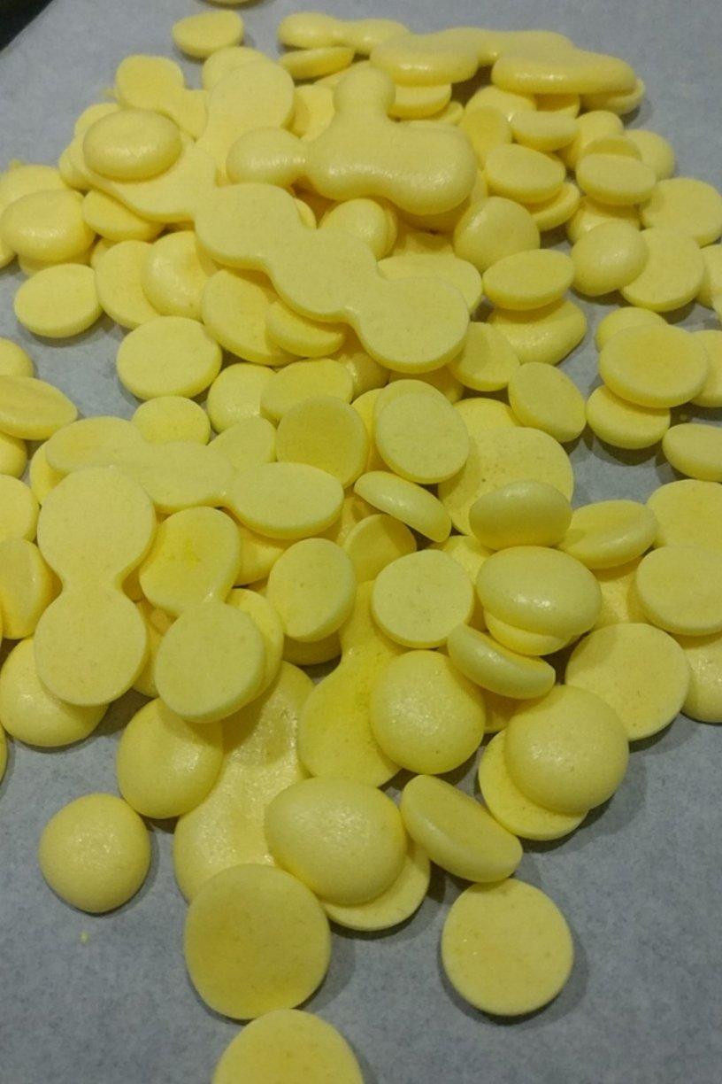 入口即化的无添加蛋黄溶豆