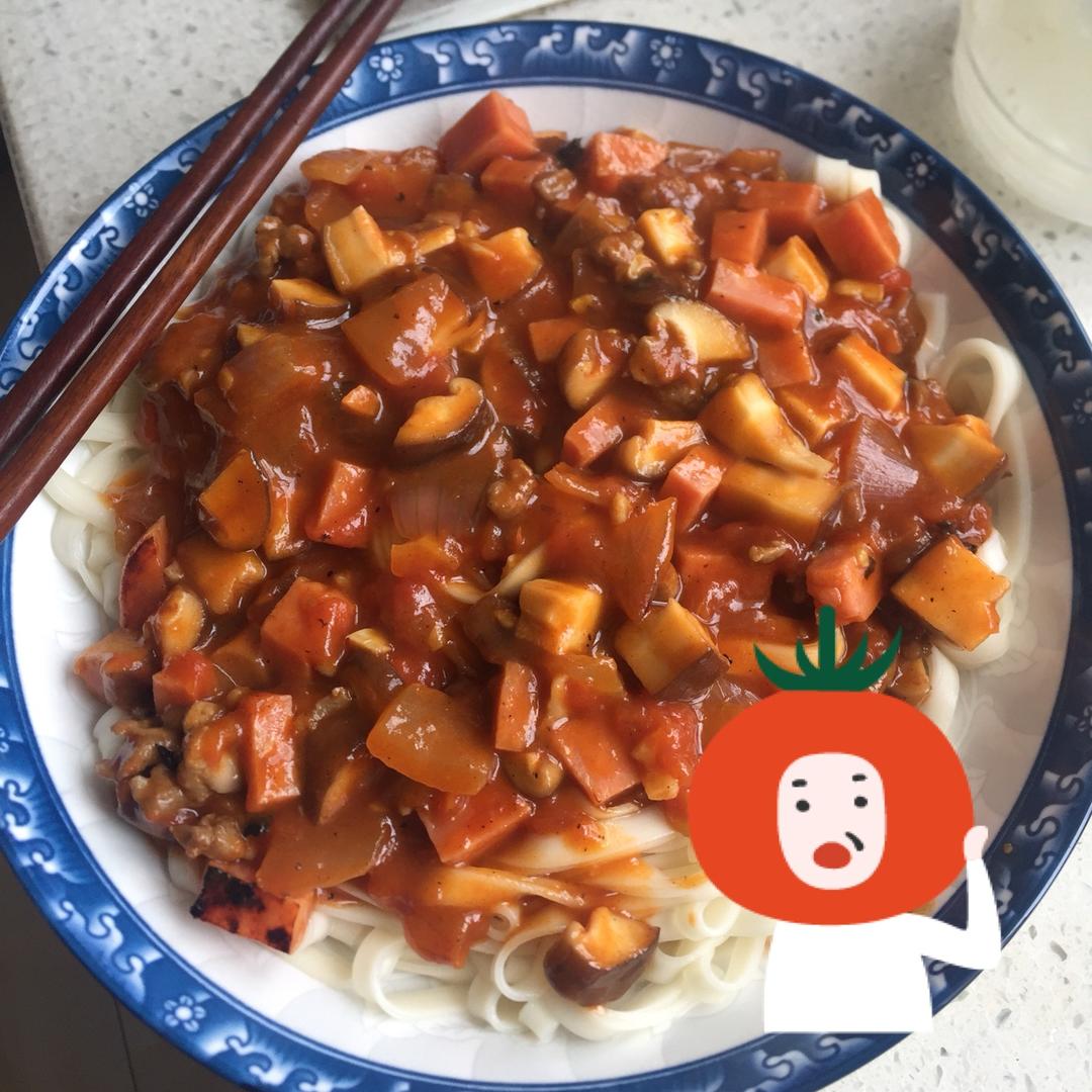 蕃茄蘑菇肉酱意大利面