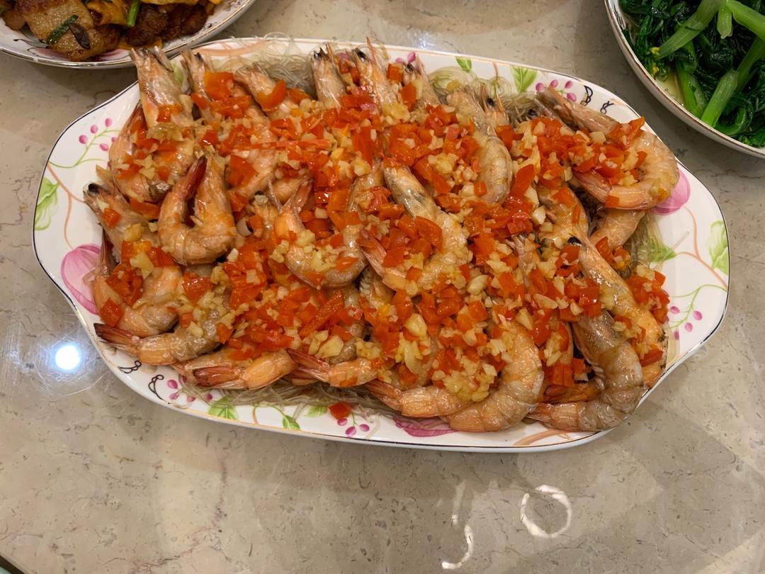 蒜蓉粉丝蒸大虾