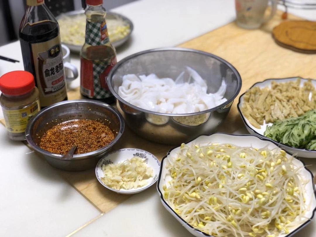 凉皮-家庭自制（告诉你自己做更劲道的秘诀）