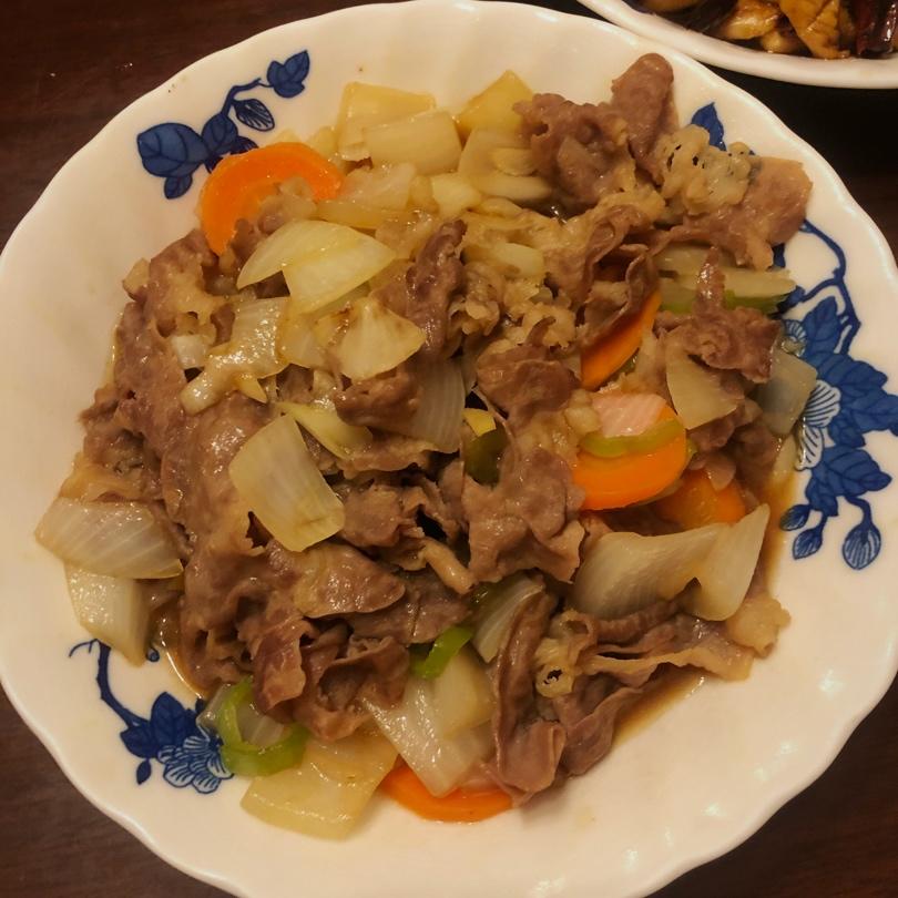 洋葱肥牛饭